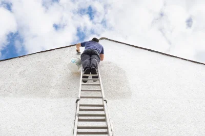 Peinture extérieure à Bonifacio — façades et ravalement
